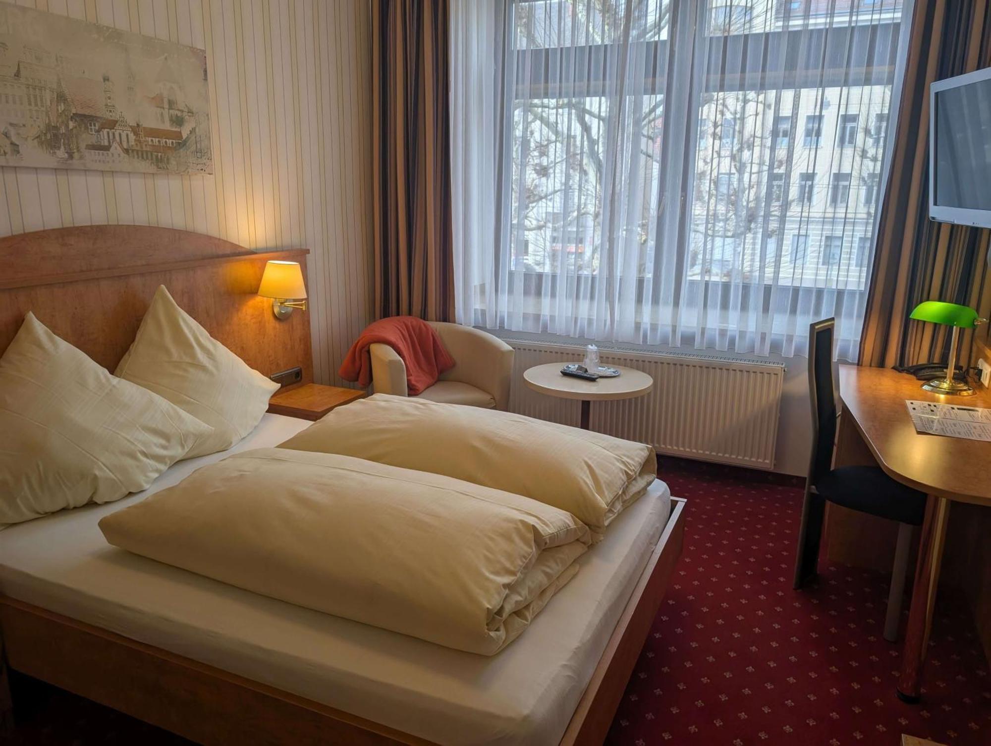 Stadthotel Augsburg Exterior photo